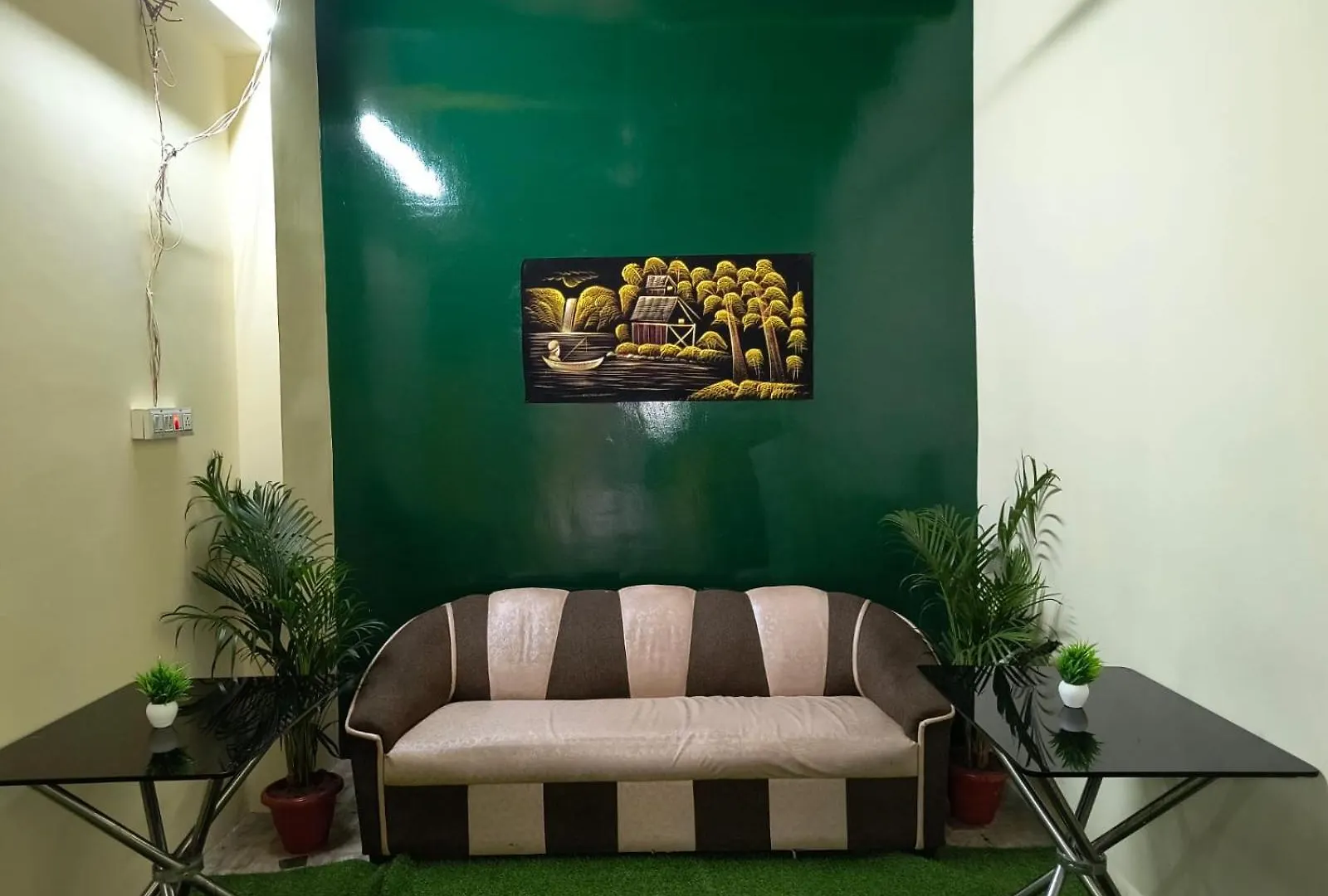 Hotel Kashi Paradise 300 Mtr Walking From Kashi Vishwanath Temple 瓦拉纳西