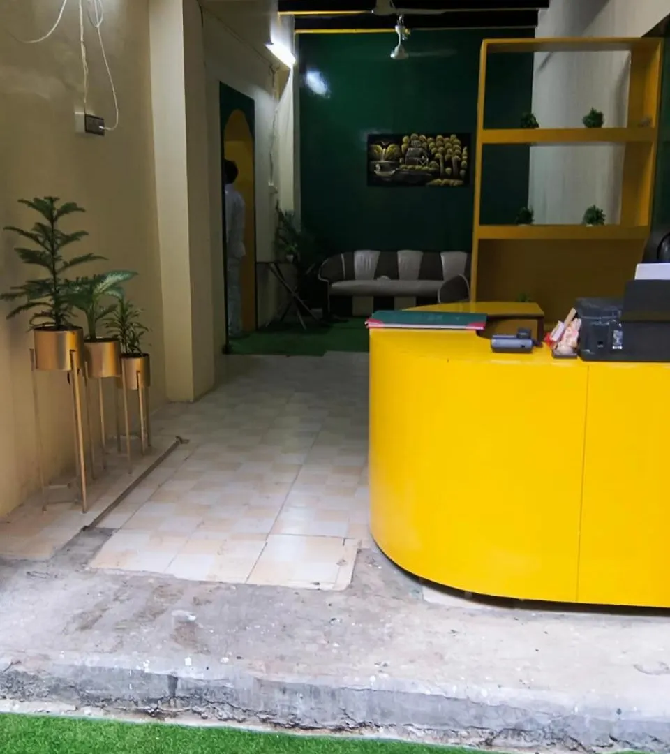 ***  ורנאסי Hotel Kashi Paradise 300 Mtr Walking From Kashi Vishwanath Temple הודו